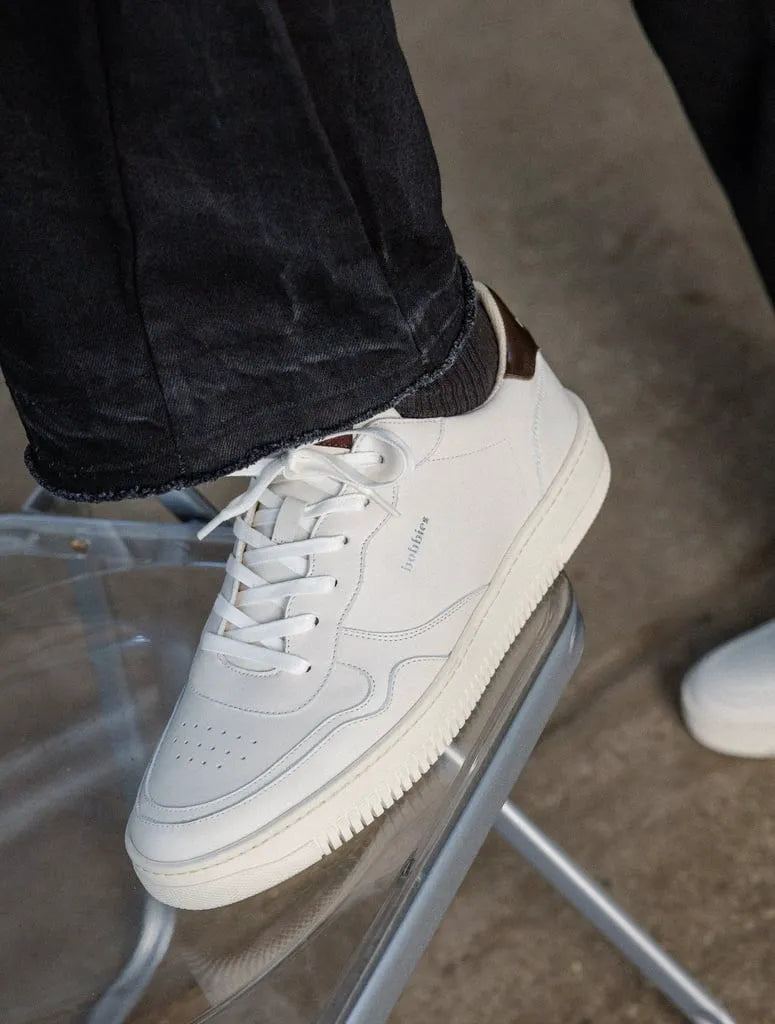 Off-White & Mahogany