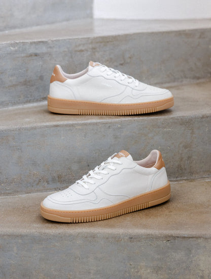 Off-White & Hazelnut