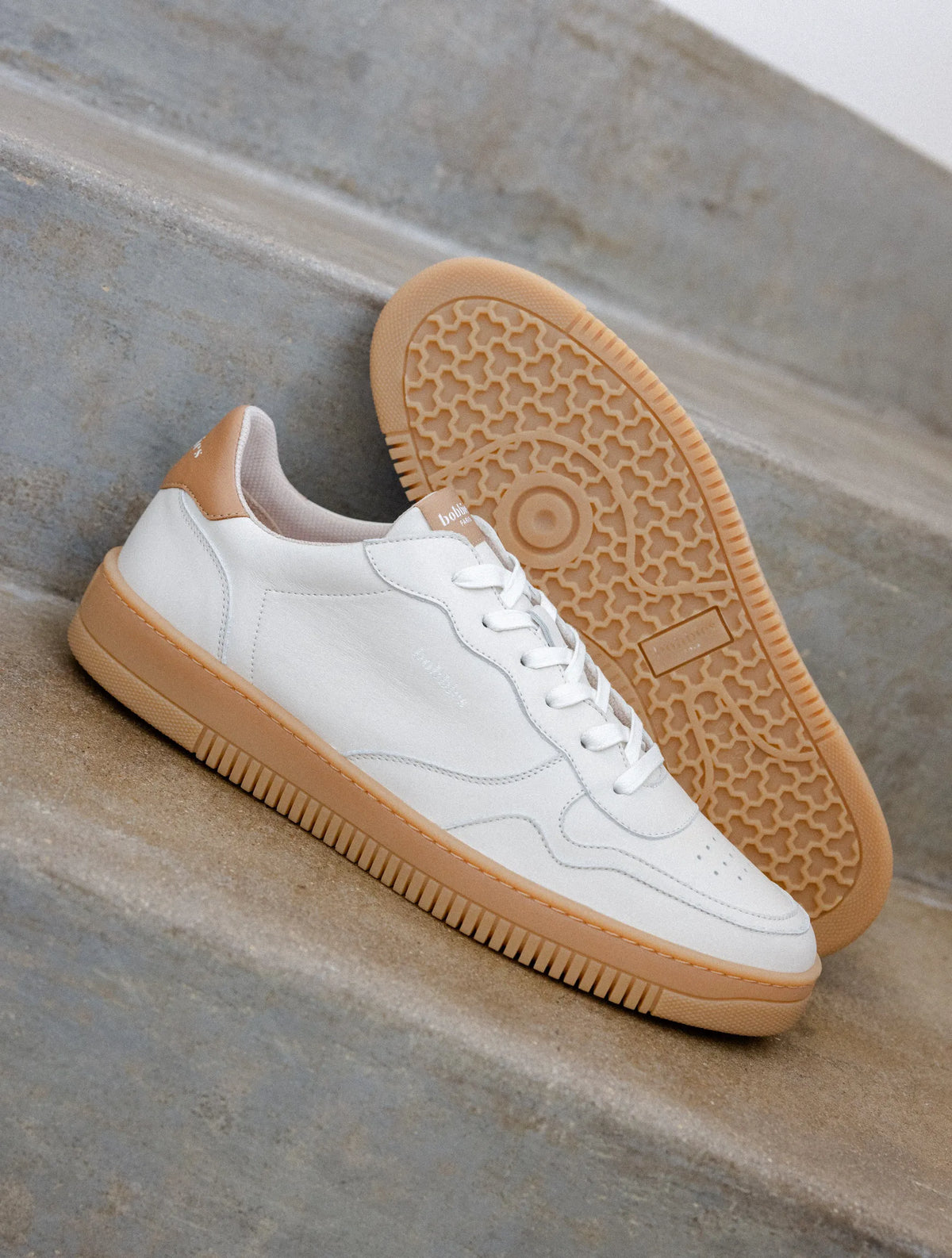 Off-White & Hazelnut