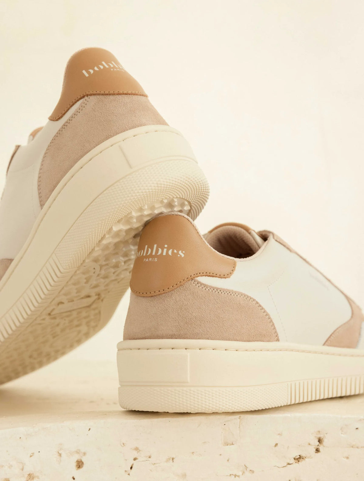Off-White & Papyrus