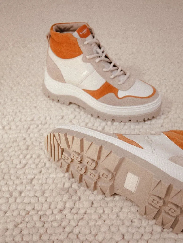 Off-White & Indian Saffron
