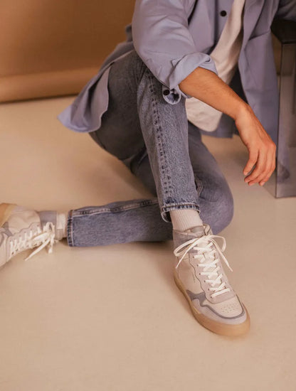 Off-White & Frosted Blue